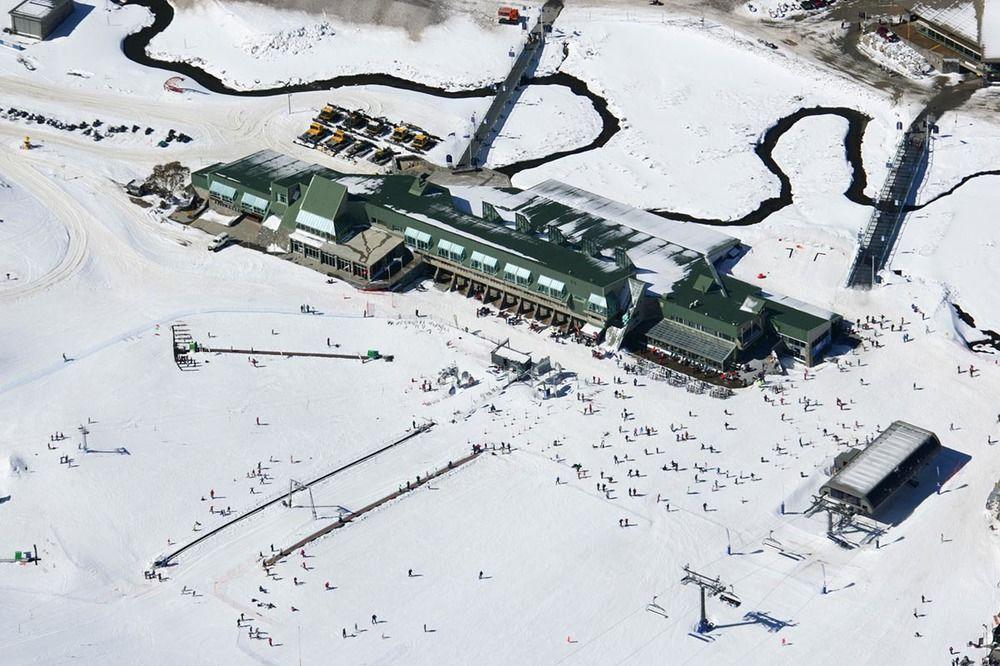 The Perisher Valley Hotel Dış mekan fotoğraf